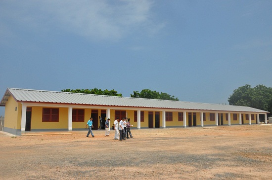 加纳经援学校
